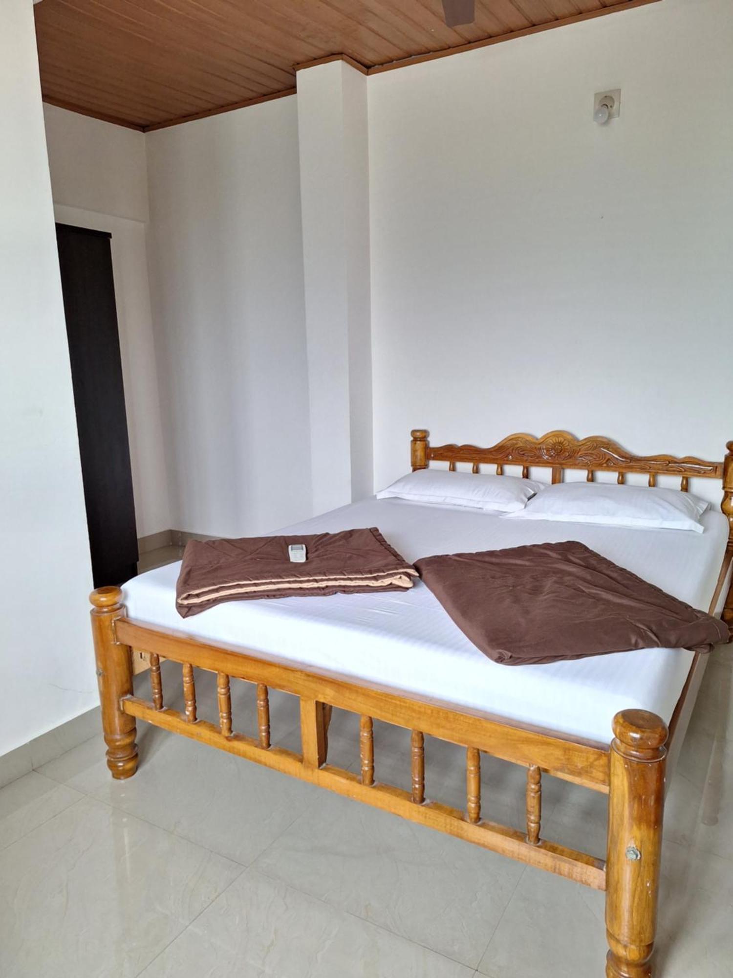 Suvarna Grande Homes Mangalore Quarto foto